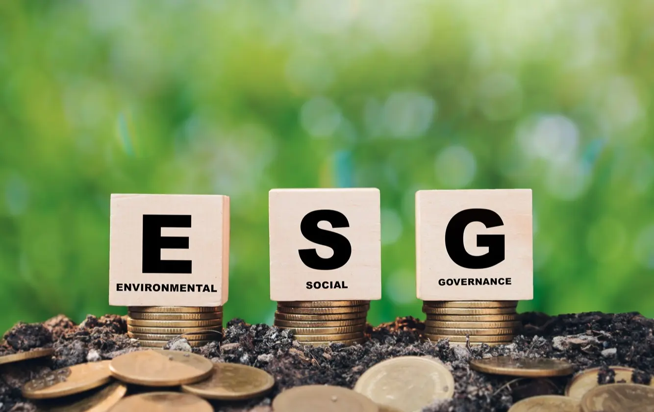EU ESG Rating Regulation Is Live Today — Here Is What It Changes for Every Issuer, Fund, and Provider